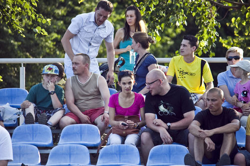 Kaskaderskie show na stadionie - fotorelacja