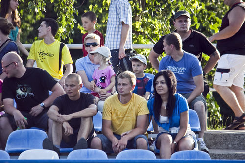 Kaskaderskie show na stadionie - fotorelacja