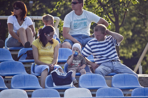 Kaskaderskie show na stadionie - fotorelacja