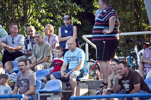 Kaskaderskie show na stadionie - fotorelacja