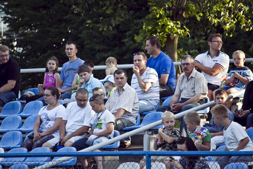 Kaskaderskie show na stadionie - fotorelacja