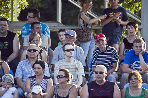 Kaskaderskie show na stadionie - fotorelacja