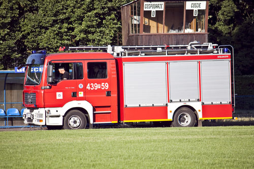 Kaskaderskie show na stadionie - fotorelacja