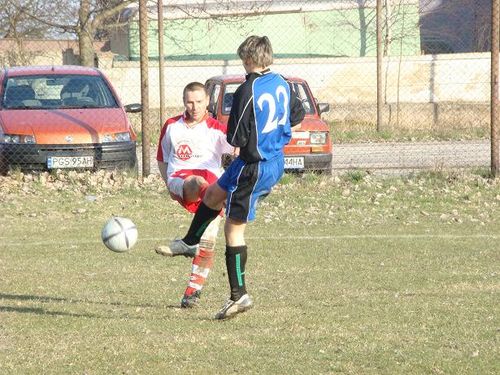 Lew pogryzł w derbach (galeria)