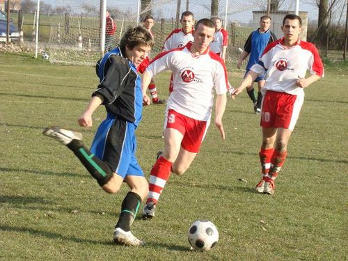 Lew pogryzł w derbach (galeria)
