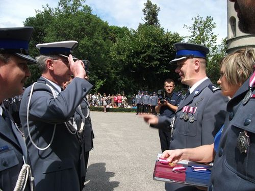 Awansowało trzydziestu policjantów - zdjęcia