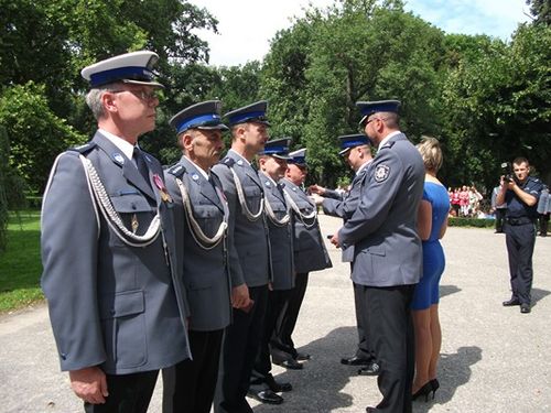 Awansowało trzydziestu policjantów - zdjęcia