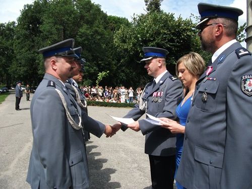 Awansowało trzydziestu policjantów - zdjęcia