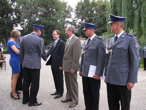 Awansowało trzydziestu policjantów - zdjęcia
