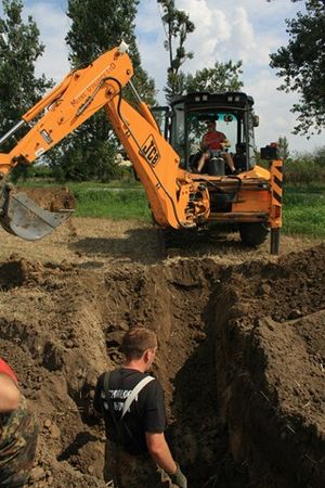 Wykopali osiem ludzkich szkieletów - zdjęcia
