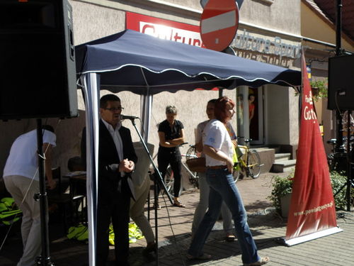 Happening z wypadkiem w tle- zdjęcia