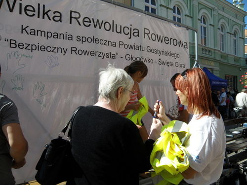 Happening z wypadkiem w tle- zdjęcia