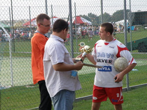 Coroczny piknik zepsuła pogoda - galeria