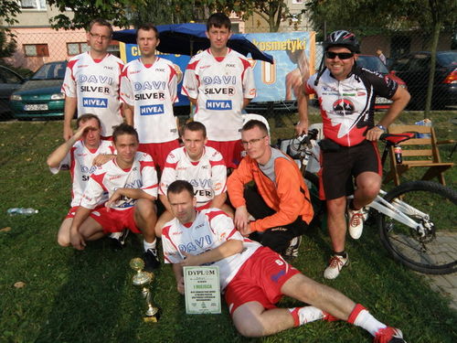 Coroczny piknik zepsuła pogoda - galeria