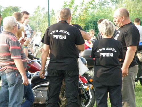 Coroczny piknik zepsuła pogoda - galeria