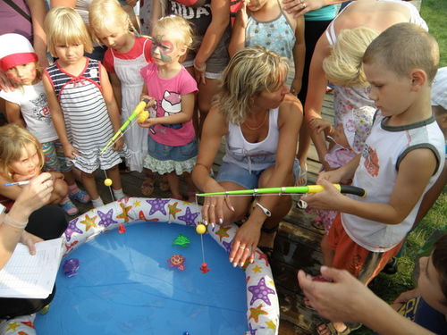 Coroczny piknik zepsuła pogoda - galeria