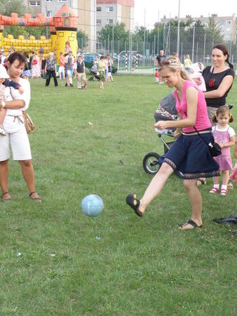 Coroczny piknik zepsuła pogoda - galeria
