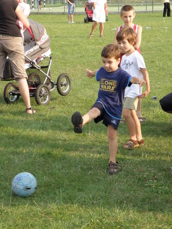 Coroczny piknik zepsuła pogoda - galeria