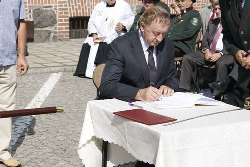 Poświęcili sztandar i wybrali króla - galeria