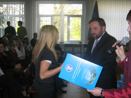 Żegnają szkołę, wrócą na maturę (galeria)