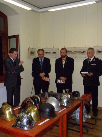 Wieczorny pożar pod Farą - zdjęcia