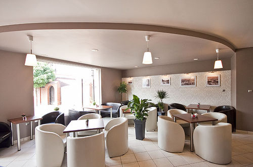 Nowa kawiarnia, w kameralnym stylu - zdjęcia