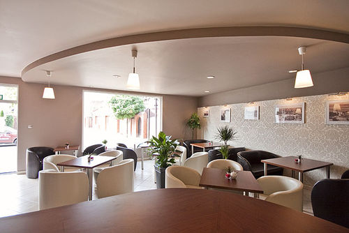 Nowa kawiarnia, w kameralnym stylu - zdjęcia