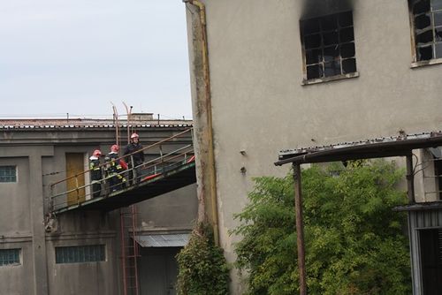 Pożar w środku miasta - zdjęcia