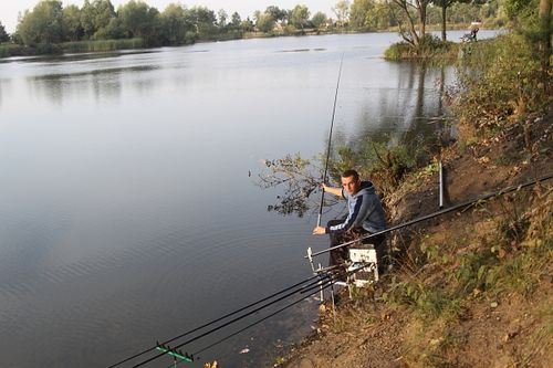 Czapki z głów przed Starostą- zdjęcia