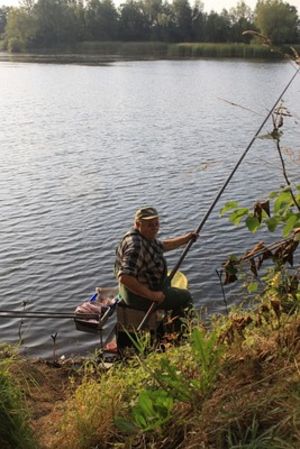 Czapki z głów przed Starostą- zdjęcia