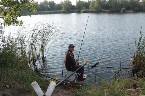 Czapki z głów przed Starostą- zdjęcia