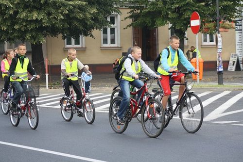 Większość wybrała samochód - zdjęcia