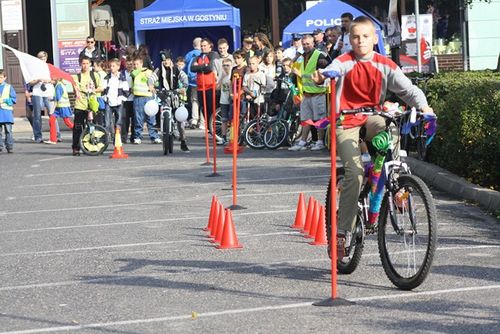 Większość wybrała samochód - zdjęcia