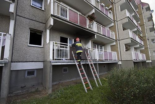 Pożar strawił mieszkanie na Górnej - zdjęcia