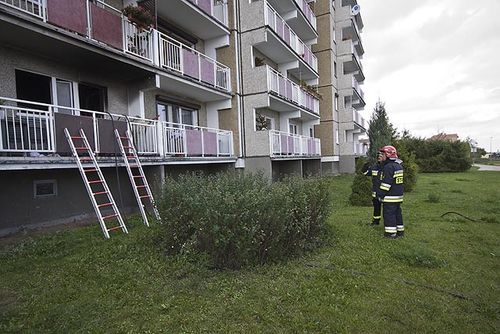Pożar strawił mieszkanie na Górnej - zdjęcia