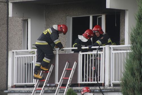 Pożar strawił mieszkanie na Górnej - zdjęcia