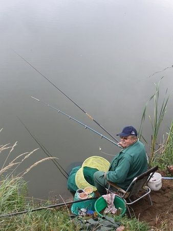 Wędkarze kończą powoli sezon - zdjęcia