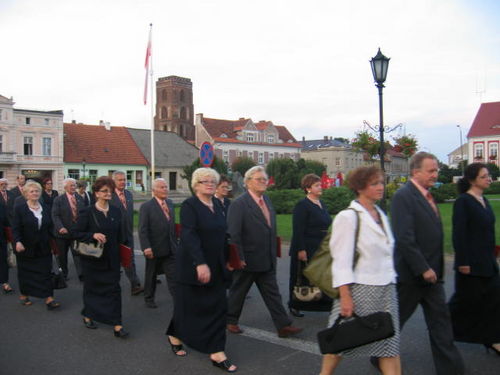 W hołdzie pomordowanym (zdjęcia)
