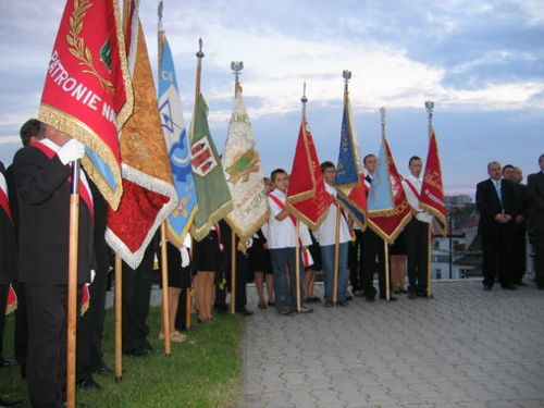 W hołdzie pomordowanym (zdjęcia)