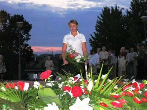 W hołdzie pomordowanym (zdjęcia)
