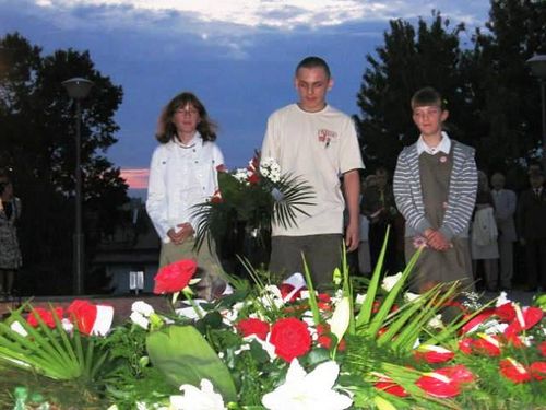 W hołdzie pomordowanym (zdjęcia)