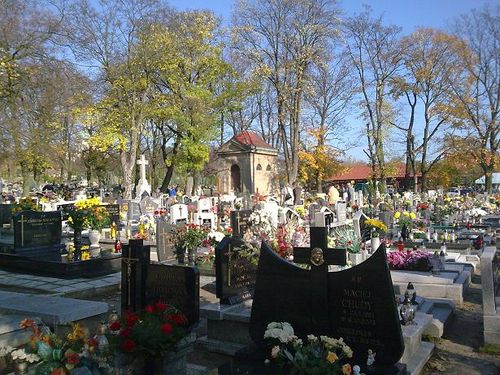 Cmentarne porządki (zdjecia)