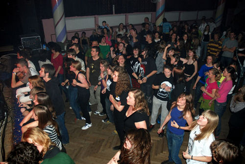 Charytatywny strzał w dziesiątkę (galeria)