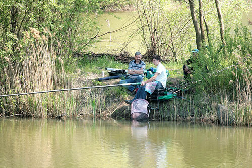 Zmagania wędkarzy w Dzięczynie (galeria)