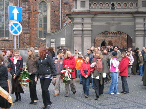 Patriotyczna manifestacja (galeria)