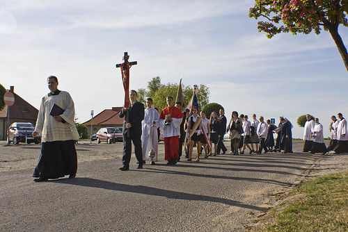 Poświęcono pomnik bł. E. Bojanowskiego