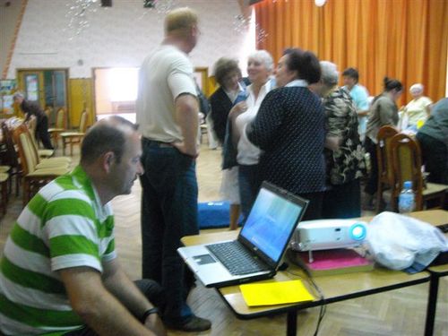 Cztery minuty  - nie czekaj, ratuj - zdjęcia