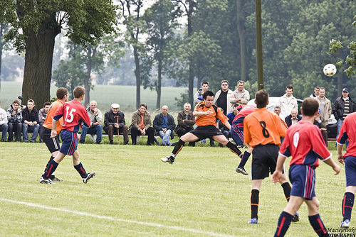 Piłkarskie derby w Rokosowie - fotorelacja