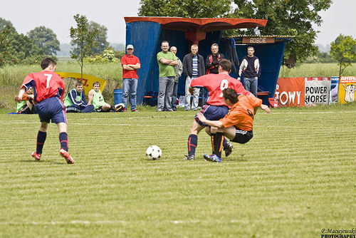 Piłkarskie derby w Rokosowie - fotorelacja