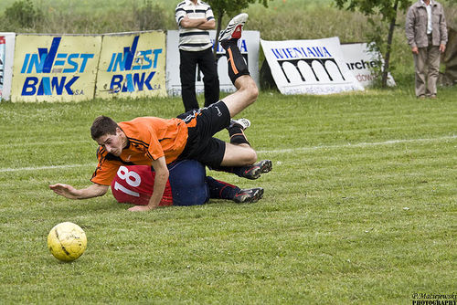 Piłkarskie derby w Rokosowie - fotorelacja